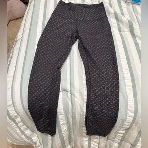 Lululemon Align high rise crop 23” grafic